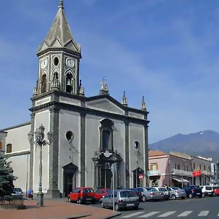 Zuccaro Bed & Breakfast Trecastagni