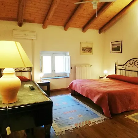 לינה וארוחת בוקר Zuccaro