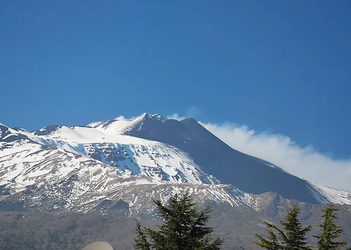 Zuccaro Bed & Breakfast Trecastagni